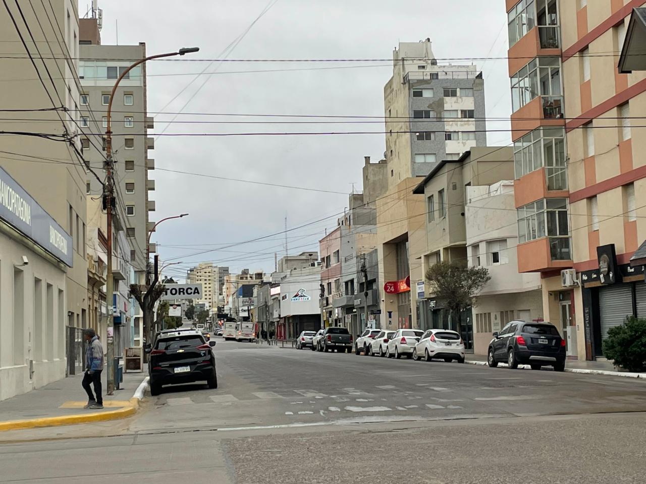 Jueves con ráfagas de hasta 78 km/h y probabilidad de lloviznas en Comodoro Rivadavia