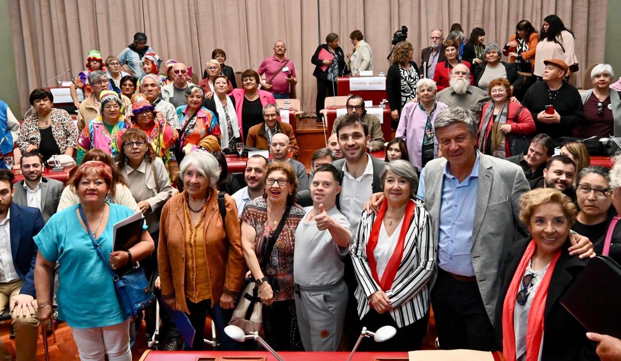 Torres destacó la aprobación de la Ley de Adultos Mayores