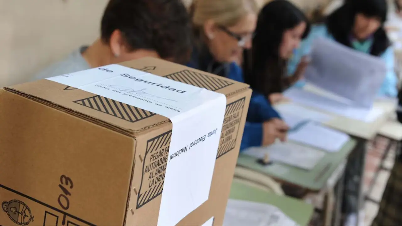 Se aplicarán multas de $ 180 mil a las autoridades de mesa que no se presenten el domingo