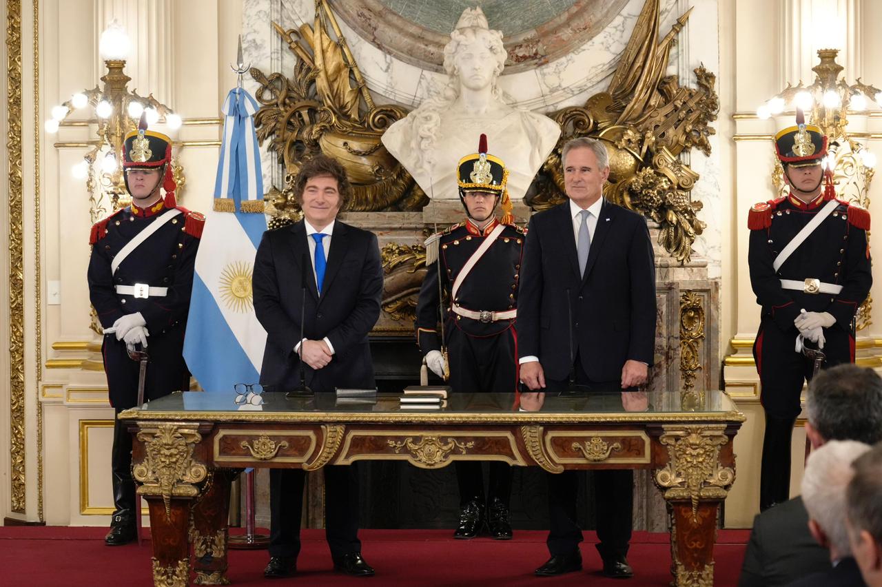 Milei tomó  juramento a nuevo ministro de Relaciones Exteriores