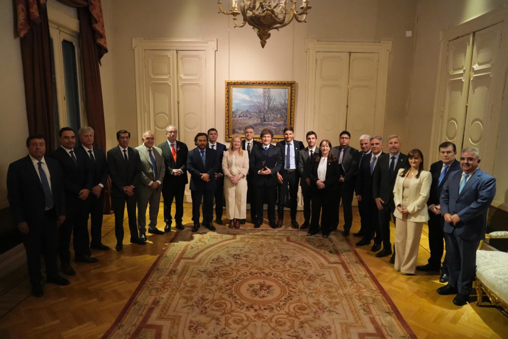 Milei se reunió con 19 de los 24  gobernadores 