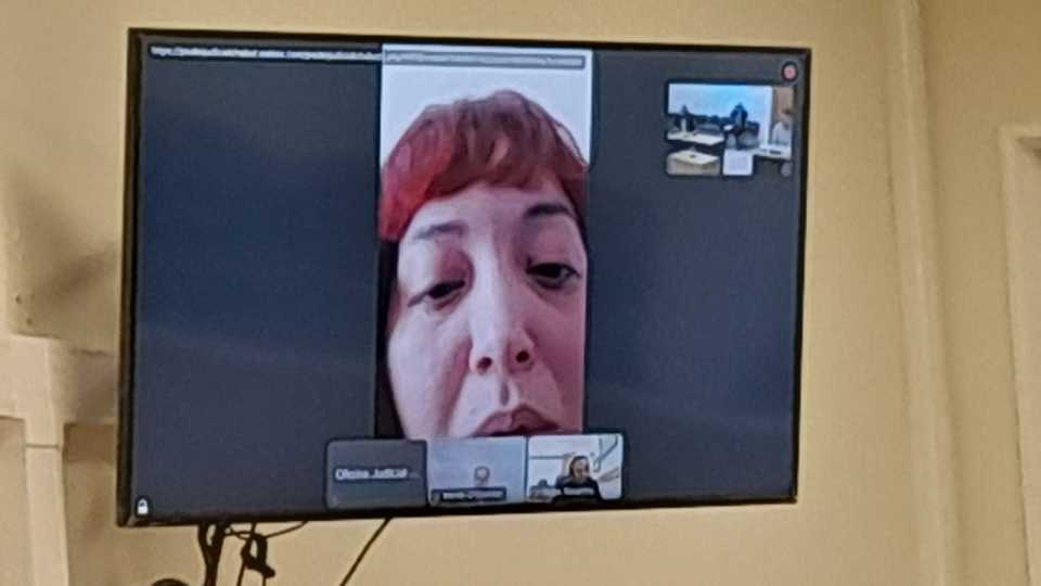 Le dieron domiciliaria a Rúa, la mujer embarazada que disparó a la Oficina Judicial