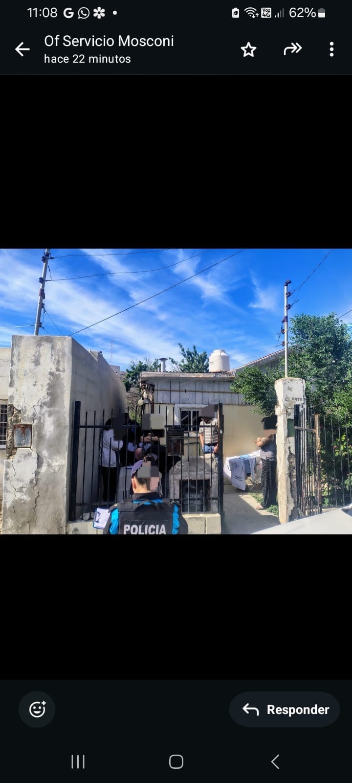Rescatan a un perro en estado crítico en una vivienda de Km. 5