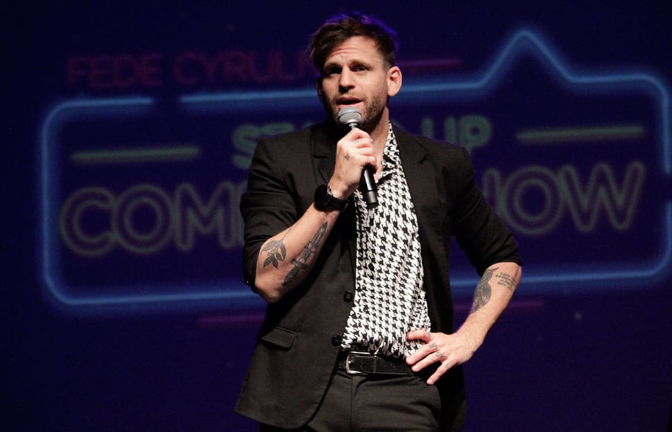Fede Cyrulnik llega el domingo con su stand up astrológico