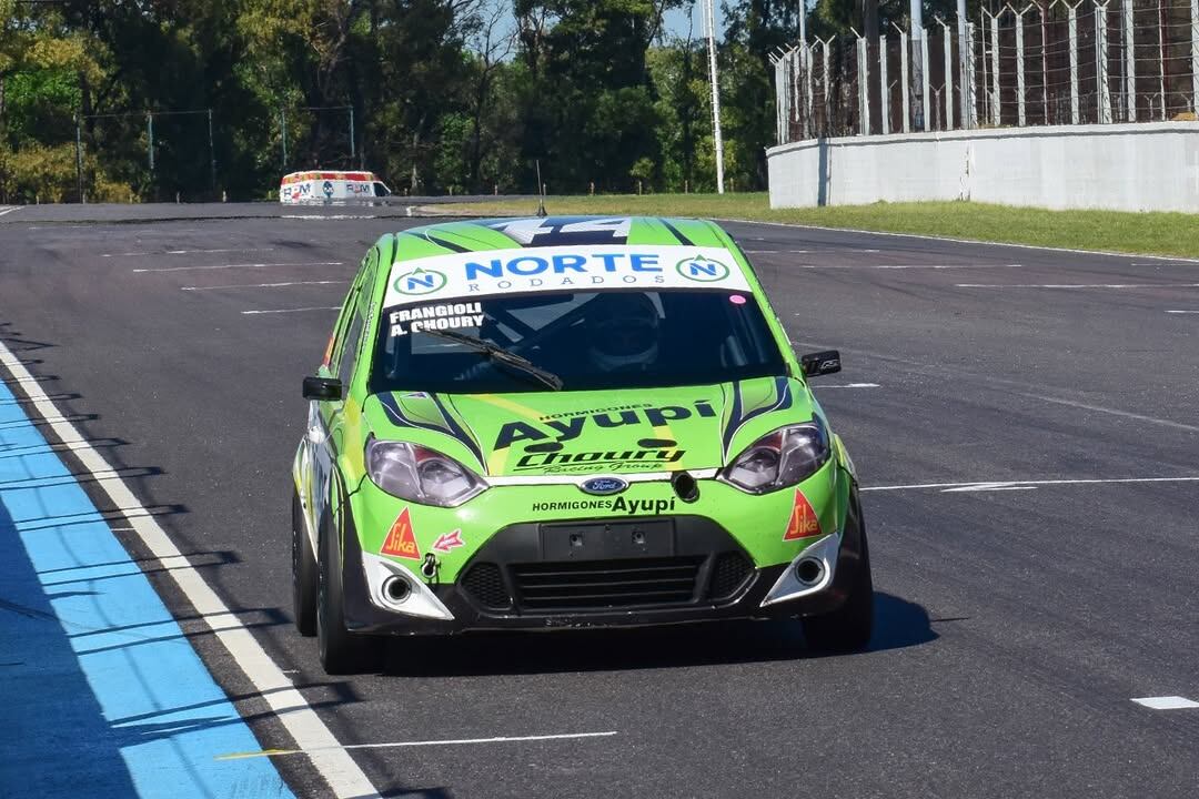 Conmoción en el automovilismo: un piloto murió mientras corría la última vuelta