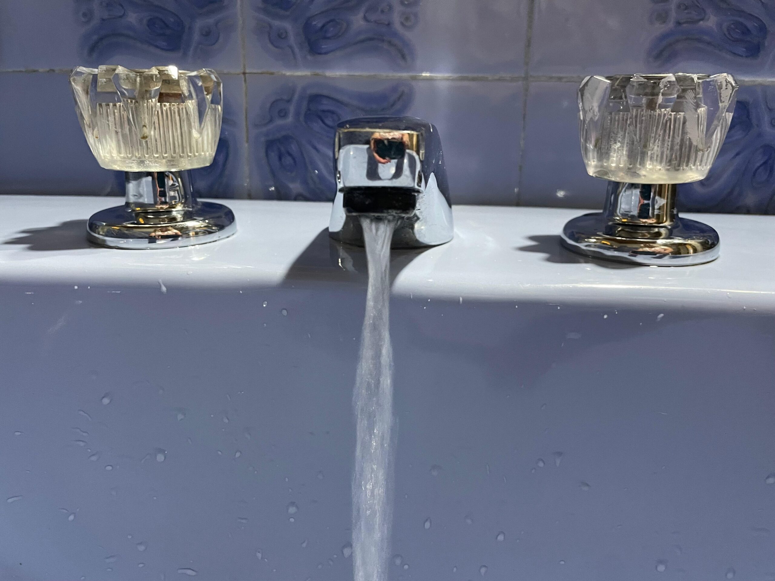 Comienza a normalizarse el servicio de agua
