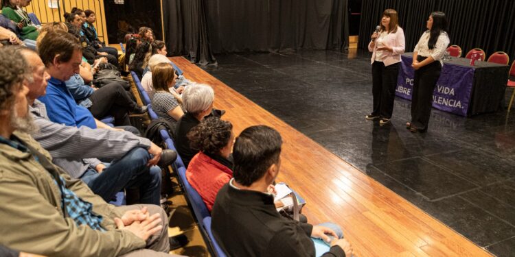 La Municipalidad presentó a Asociaciones Vecinales de la ciudad el Protocolo de Actuación ante Situaciones de Violencia de Género
