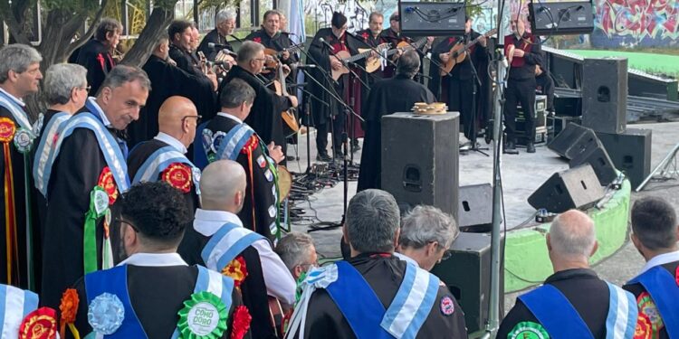 Galicia y Comodoro se unieron en el primer Encuentro Internacional de Tunas