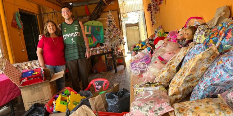Gimnasia realizó la navidad solidaria