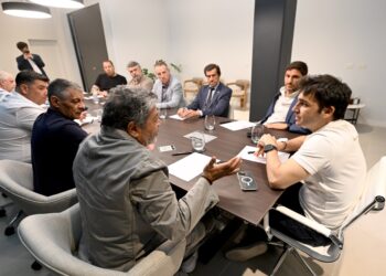 Torres, Pullaro y Sadir se reunieron con la CGT para analizar el proyecto de reforma laboral