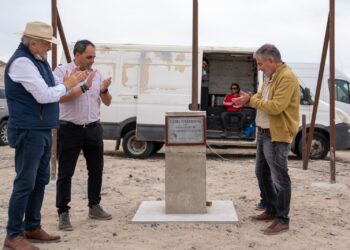 Macharashvili  acompañó el acto de colocación de la piedra fundamental del Polideportivo del Sindicato de Camioneros