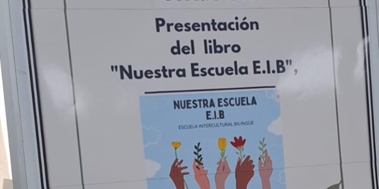 La Escuela 155 presenta su libro sobre la educación intercultural bilingüe