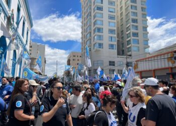 Comodoro le dijo no, con contundencia, a la reforma laboral