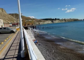 Miercoles con cielo mayormente nublado y bajo alerta amarillo