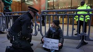 Detienen a la activista Greta Thunberg en protesta en apoyo al movimiento Palestine Action