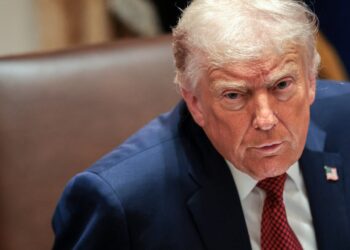 Trump no descartó el uso de la fuerza contra Venezuela y lanzó una nueva advertencia a Maduro