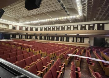 El Cine Teatro Español continuará funcionando y se prepara para una nueva etapa cultural en Comodoro