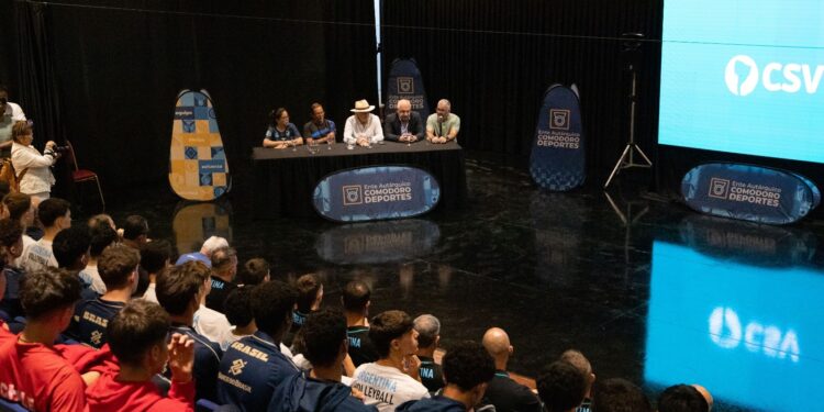 Se presentó el certamen sudamericano U17 de vóley