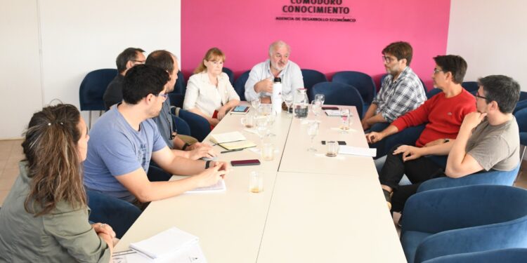 Con nuevos sensores y equipamiento tecnológico, el Observatorio Oceanográfico del Golfo San Jorge define objetivos de la agenda 2026