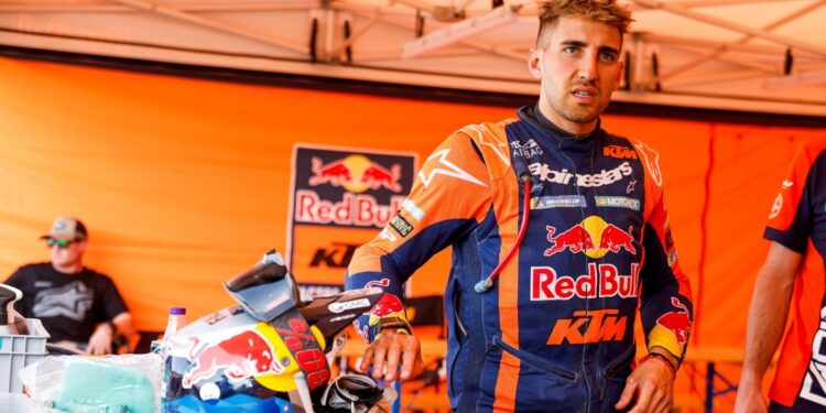 Luciano Benavides ganó la séptima etapa del Rally Dakar y achica la brecha con el puntero