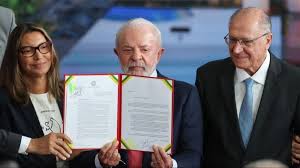Lula vetó el  proyecto de ley que rebajó la condena de Bolsonaro y otros golpistas