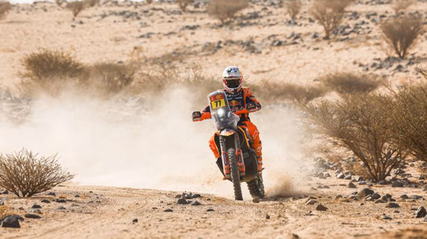 Benavides perdió el liderato del Dakar y Brabec está a un paso del título en motos