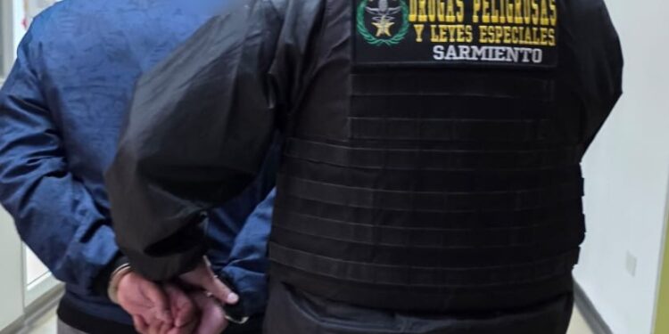 La Policía del Chubut desarticuló una red de venta de estupefacientes al menudeo en Sarmiento y Comodoro Rivadavia