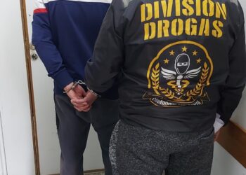 Operativo de la Policía del Chubut culmina con tres detenidos por narcomenudeo en Comodoro Rivadavia