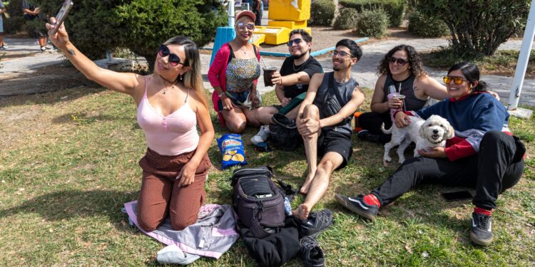 Se realizó el “Picnic por el Mismo Amor” con una jornada de celebración en la plaza Soberanía