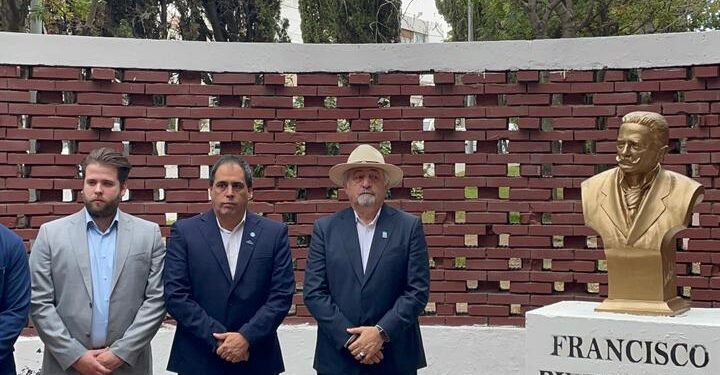Luque: «La ciudad se reconstruye desde el liderazgo»