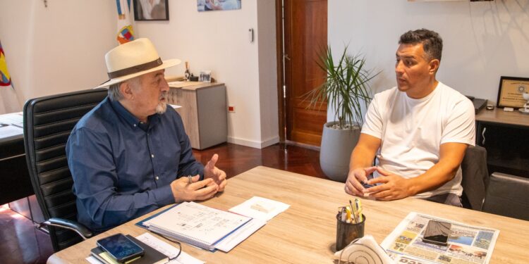 Macharashvili recibió al intendente de Sarmiento