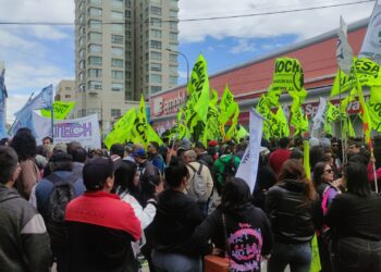Gran concentración contra la reforma laboral