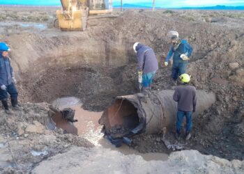 Avanzan los trabajos por la nueva avería del acueducto del ’99 en la zona de Alma Gaucha