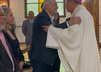 Jorge Luis Wagner encabezó el solemne Tedeum por el aniversario de Comodoro y llamó a la unidad en tiempos de tensión