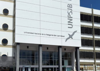 La UNPSJB informó que la Licenciatura en Psicología aún está en etapa de evaluación nacional