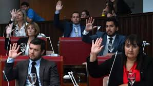 El bloque de Arriba Chubut pidieron respeto del Poder Ejecutivo para con los diputados
