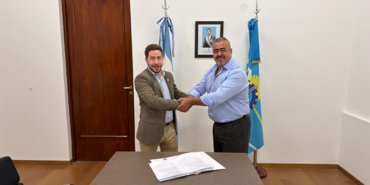 La SCPL firmó un acuerdo con el Ministerio de Seguridad del Chubut para brindar conectividad al sistema de videovigilancia