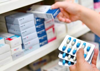 El Gobierno derogó restricciones para patentar medicamentos y cambia el sistema de aprobación