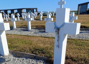 Un rosario enviado en 1982 llegó a Malvinas después de más de cuatro décadas
