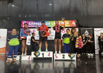 Urbana participó de la 22º Carrera de la Mujer junto a su equipo de barrenderas
