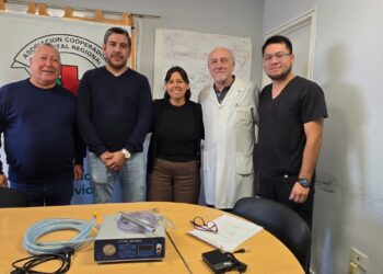 La Asociación Cooperadora donó un litotriptor neumático para el Servicio de Urología del Hospital Regional
