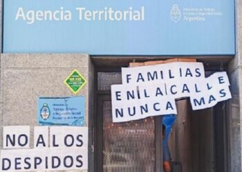 Estado de alerta y asamblea permanente en Secretaría de Trabajo 