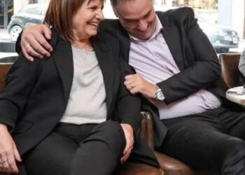 Bullrich se saca de encima a Adorni y condiciona a los Milei