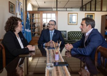 Luque se reunió con el Rector de la  UNPSJB y compartieron su preocupación por la falta de promulgación de la Ley de Financiamiento Universitario”