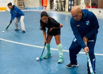 Capacitación de alto nivel en Comodoro: Sergio Saade llega a Chenque RC con una clínica de hockey pista