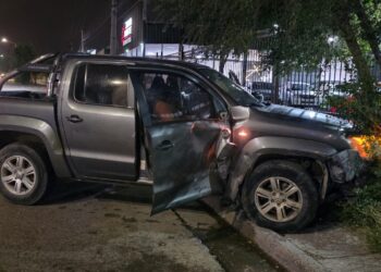 Choque en Comodoro: manejaba alcoholizado, cruzó y dejó a un joven hospitalizado