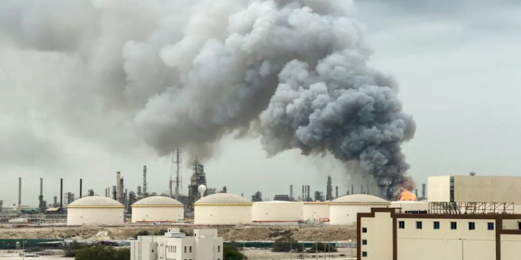 Mercado petrolero pierde 11 millones de barriles al día ante la escalada en Oriente Medio