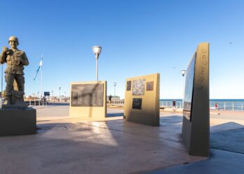 El Municipio repudió la vandalización del monumento al Soldado Mario Almonacid y solicita la colaboración de la comunidad