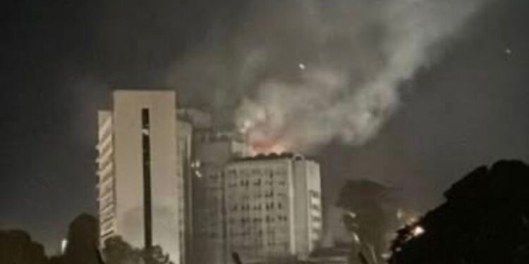 La querella del ARA San Juan pide que se investigue el incendio en el edificio Libertad