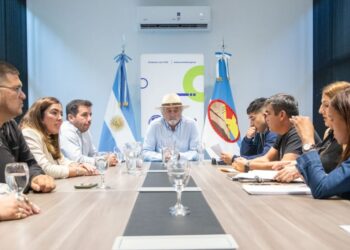 Macharashvili recibió a referentes de Los Bretes y presentó los proyectos para el barrio